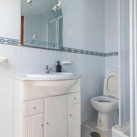 شقة Nazare Cosy 2Br Near Beach *